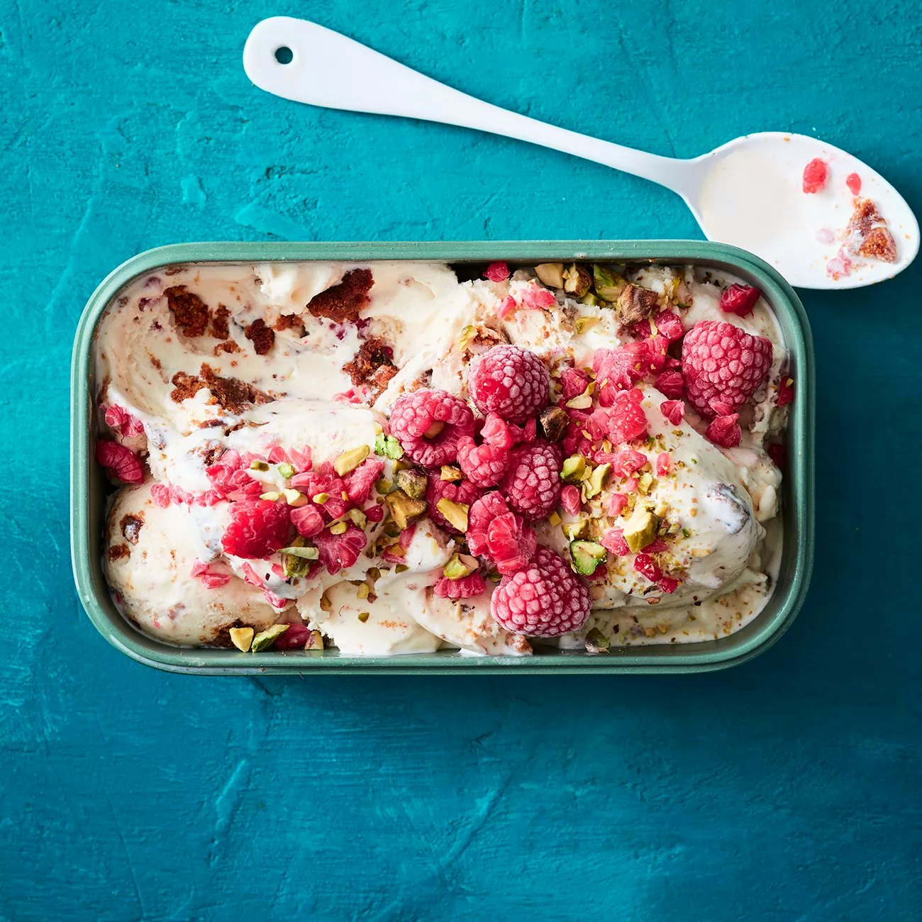 Raspberry Christmas Pudding Ice Cream